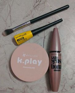 Eyeliner Mascara Blush Brush