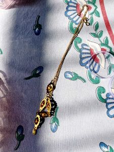 Gold Tone chain necklace