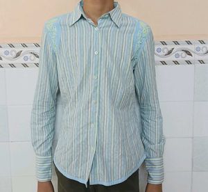 Striped Button-Up Shirt Blue Long (S)