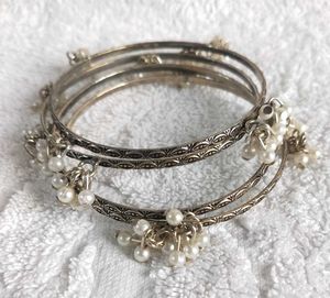 Pearl Silver Bangles - Set of 4
