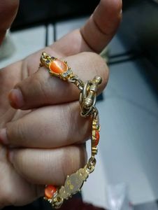 Stylish Neckpiece Wid Bracelet