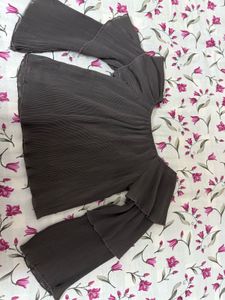 Ruffle Sleeve Top
