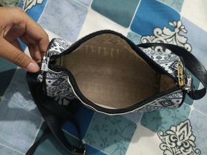 Sling Bag