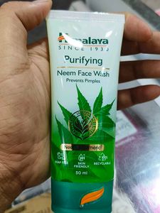 Himalaya Purifying Neem Face Wash