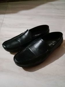 Stylish Black Loafers for Men