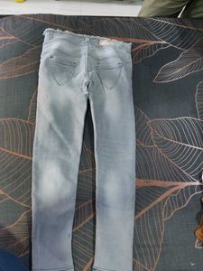 Light Wash Denim Jeans