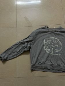 h&amp;m grey sweatshirt size L