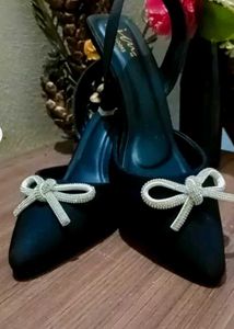 JM Looks Black Bow Kitten Heels