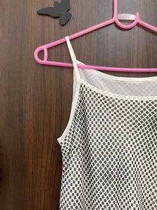 White &amp; Black Tank Top🤍🖤