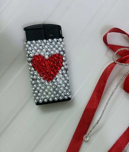 🎀🔗Y2K Beaded Lighter (Customizable colors)