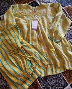 Short Kurta With Flared Palazzo