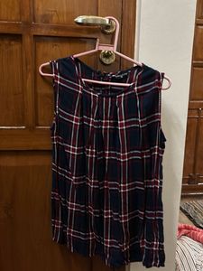 Plaid Sleeveless Top