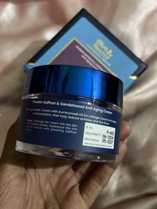Bule Nectar Anti Agi  Cream