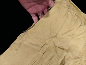 2 Pairs of Women&#39;s Pants