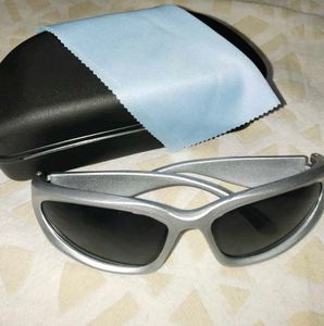 Y2K aesthetic sunglasses🩶