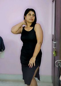 Sleek Black Bodycon Dress