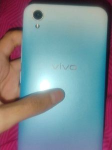 Vivo Y1s
