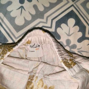 Girls&#39; Gold Floral Outfit