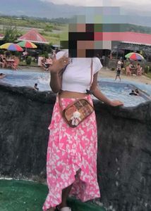 pink ruffle skirt