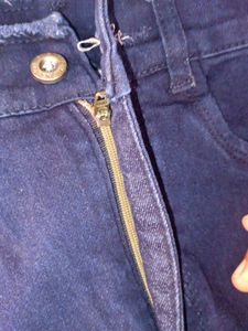 Dark Blue Flared Jeans with cute fimbrie this.