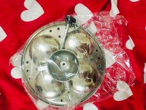 Idli Stand With Bulb And Skipping Rope As Freebies