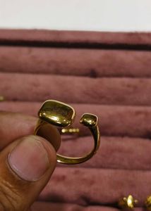 OCTAV RING