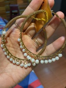 Hoop Earrings with Pearls