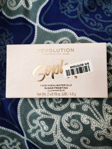 Makeup Revolution London Soph Face Highlighter Duo