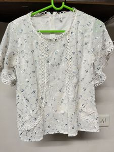 Floral Lace Top Cute ☺️