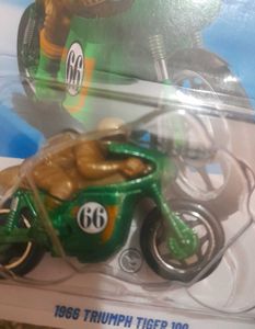 Hot Wheels TH 1966 Triumph Tiger 100