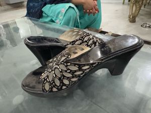 Elegant Black Embellished Heels - Size 9/39
