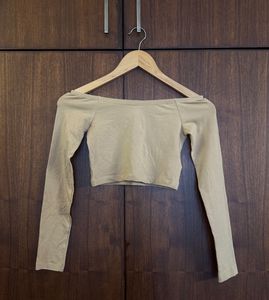 Off Shoulder Crop Top