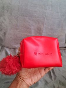 Myglamm Coins Pouch With Pompom