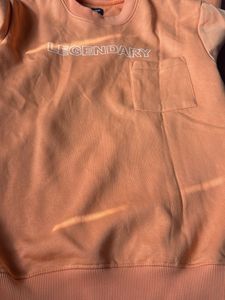 Legendary Peach Sweatshirt