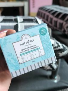 Dot &amp; Key  Moisturizer