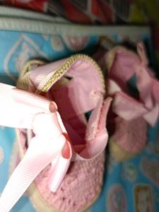 Pink Crochet Baby Shoes
