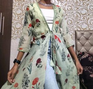 Beautiful Shrug For Girls