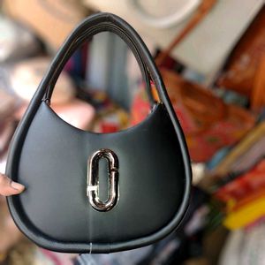 Beige Handbag Classylook.. Deal Grab Fast!