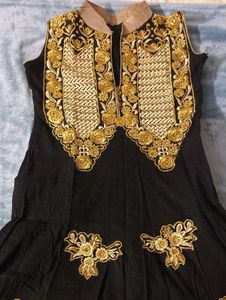 Sleeveless Anarkali