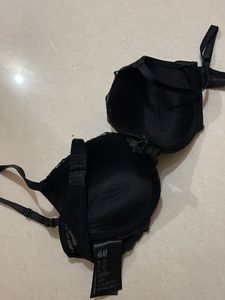 Black Lace Puch Up Bra