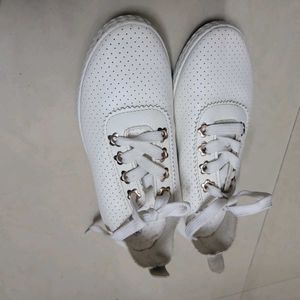 Women White Sneakers/ Casual shoes
