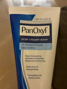 panoxyl 4% benzoyl peroxide face wash