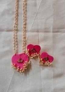 Earrings With Set 💕