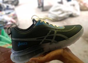 Asics Running Shoe - Black
