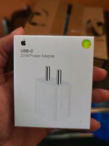 Apple 20w Power adaptor With Cable