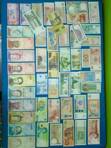 Foreign Note Collection 50 Piece Real Currency UNC