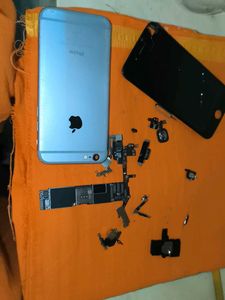 For Parts: iPhone 6 - Damaged