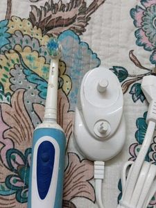 Tooth Brush Electric