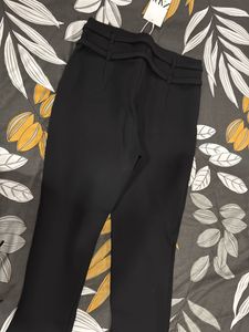 Zara Jeggings With Side Slit In Bottoms