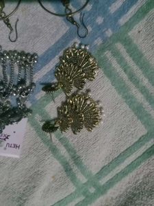 Earings